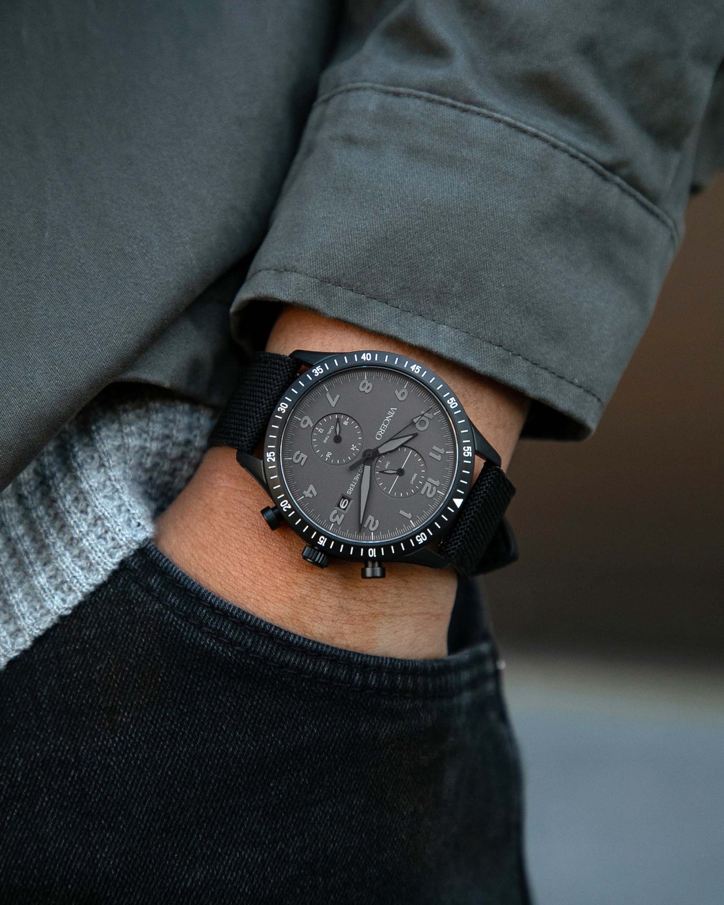 The Altitude - Matte Black/Charcoal